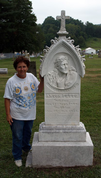 Cemetery monument renewal